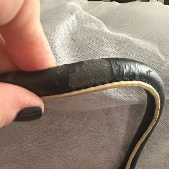 Juicy Couture Leopard Print Satchel with Black Accents - Picture 7 of 8